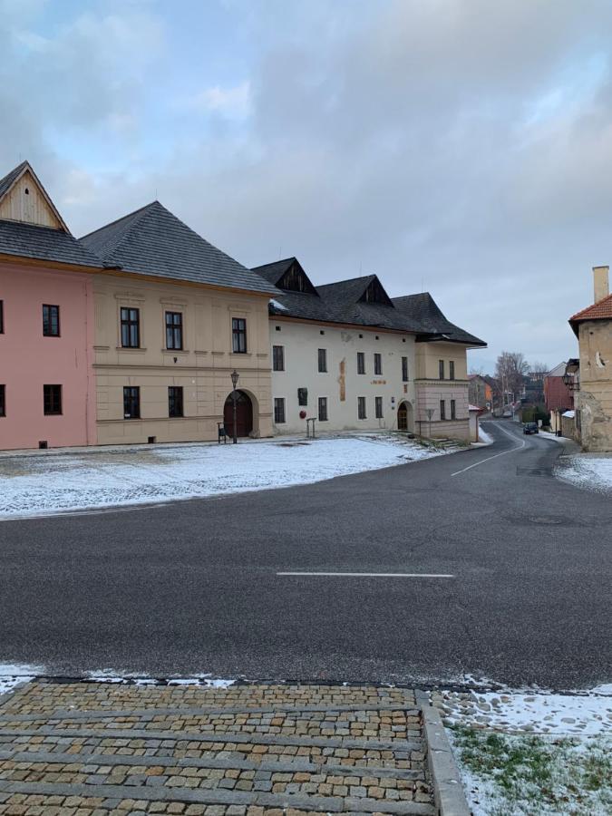 Aparthotel Ubytovanie Athena Poprad Exterior foto